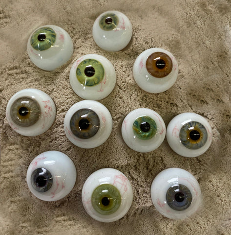 Blown Glass eyes with veins. Great for Halloween and Jewelry making! Hand blown glass with various colors 